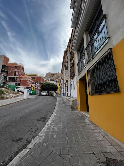 Old Town 1 Bedroom Hideaway Alicante Buitenkant foto